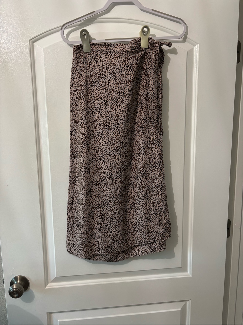Women’s Leopard Print Midi Skirt - Taupe/Black